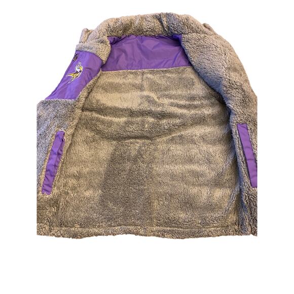 New with Tags NFL Team Apparel Women’s Extra Small Vikings Vest - Picture 8 of 13